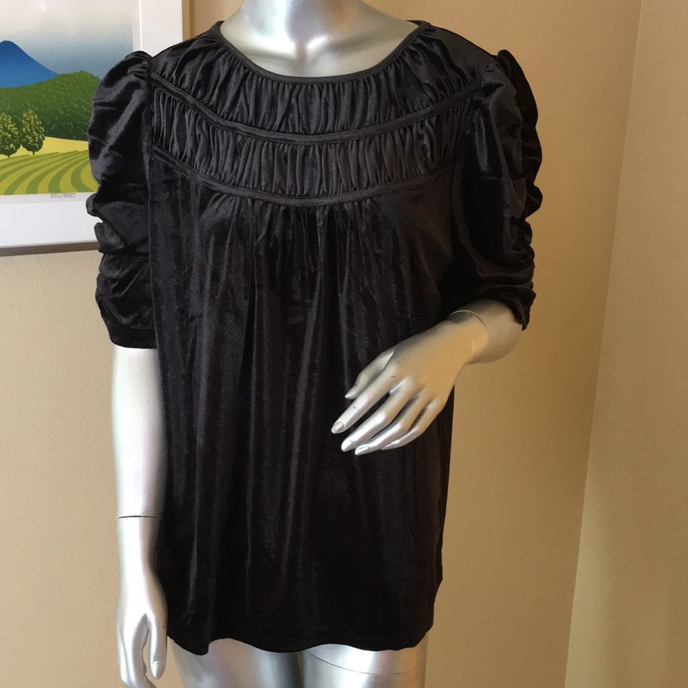 LOFT | Ruched Velvet Top Solid Black - Picture 2 of 11
